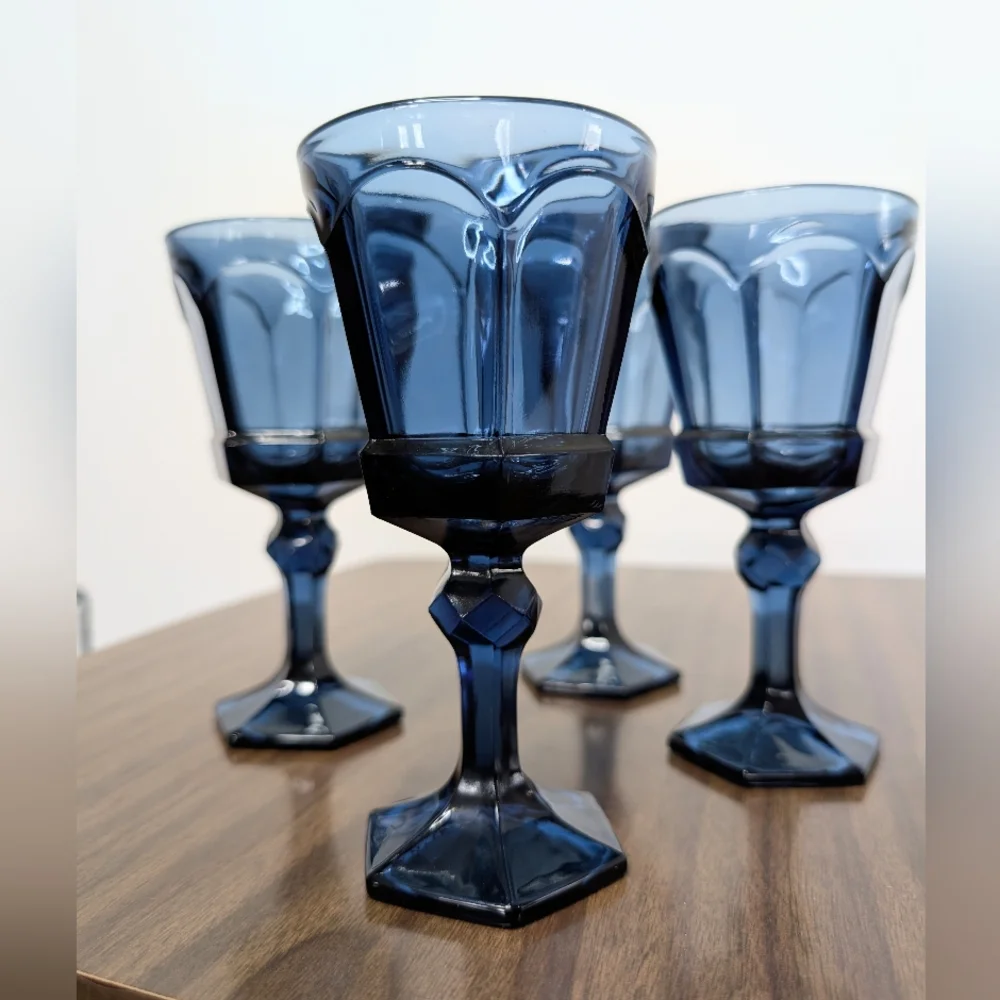 Vintage 80s Dark Blue Virginia Pattern By Fostoria Wine Glasses Set Of 4